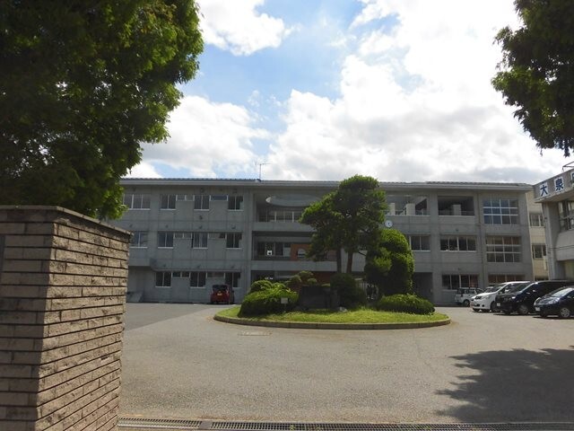 中学校　大泉町立南中学校（中学校）まで1099m