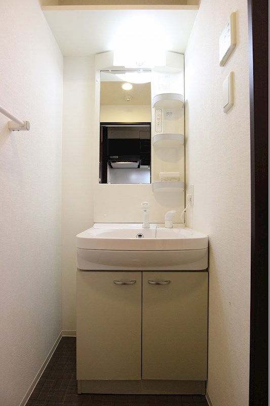 洗面設備　実際のお部屋は写真を準備中の為、別号室の写真を参考下さい。