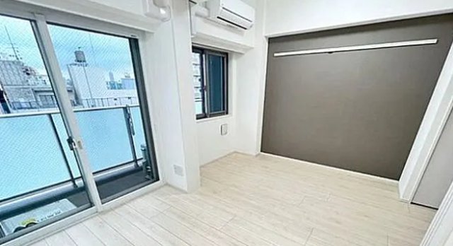 居室・リビング　☆明るい居室☆