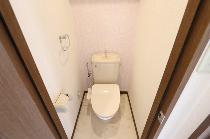 トイレ　トイレ