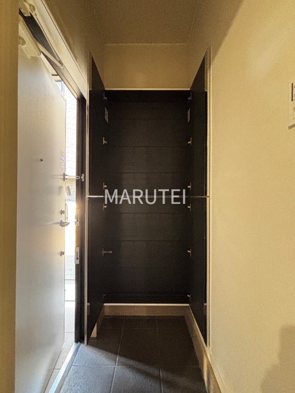 玄関　シューズＢＯＸ