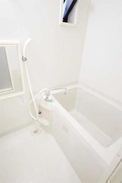 バス・シャワールーム　バス／シャワー