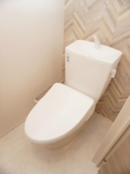 トイレ　トイレ