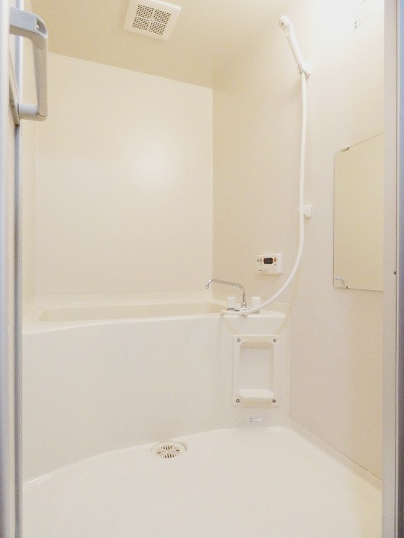 バス・シャワールーム　図面と現状に相違がある場合には現状を優先