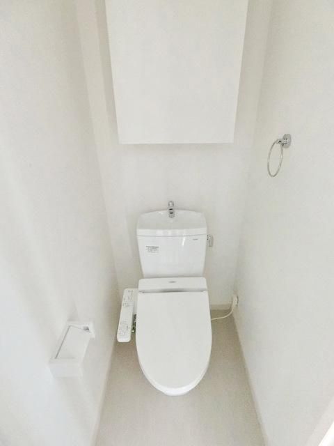トイレ　♪もちろんウォシュレット付♪