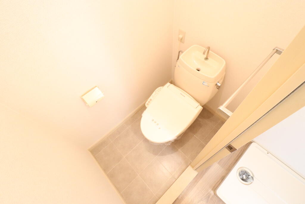 トイレ　温水洗浄便座♪