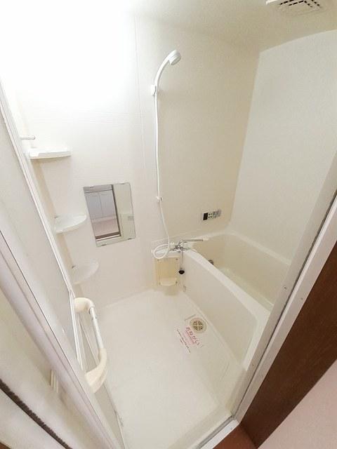 バス・シャワールーム　バスルーム