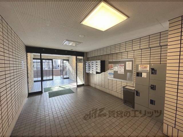 ロビー　ロビー