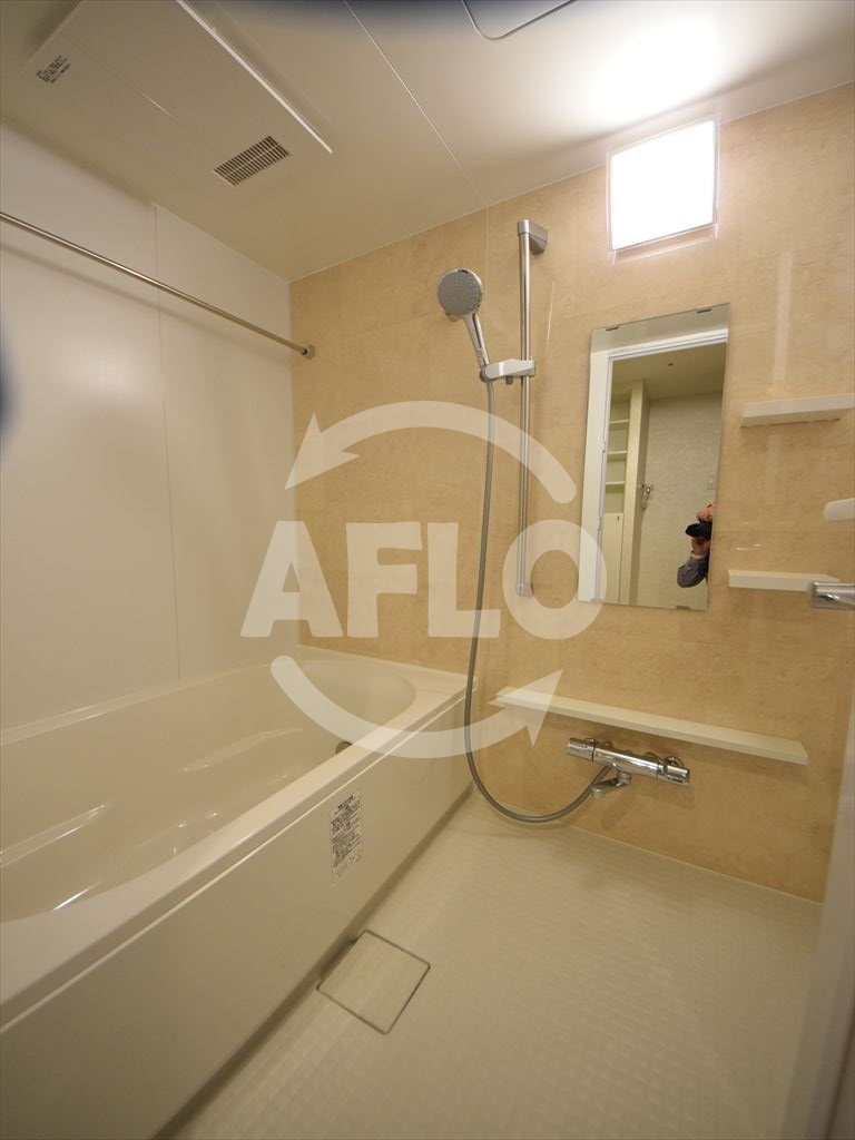 バス・シャワールーム　富士林プラザ15番館　浴室