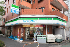 コンビニ　ファミリーマート 大井一丁目店（コンビニ）まで192m