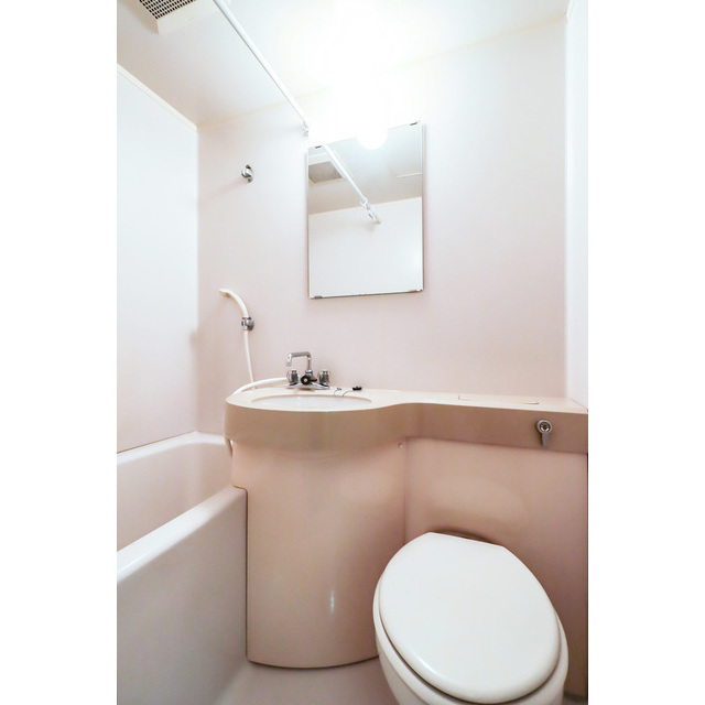 洗面設備　コンパクトで使いやすい洗面所