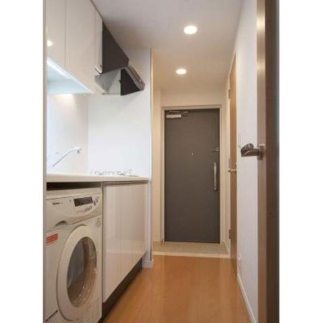 玄関　※写真は同タイプ住戸です。