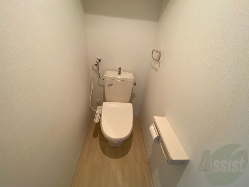 トイレ　こちらはトイレです。清潔感があり、安心して使用できます。