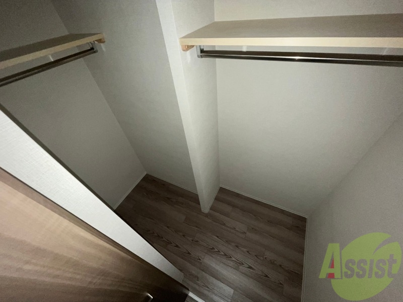 収納　クローゼットは奥行きもあり、荷物が多い方でも安心です。