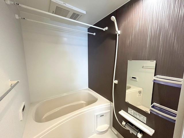 バス・シャワールーム　★浴室乾燥機・追い炊き機能★