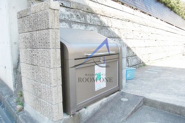 その他共有部分　敷地内ごみ置き場です。