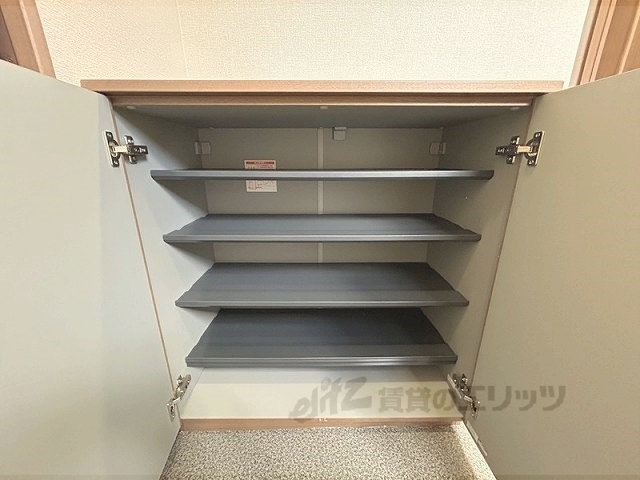 収納　下駄箱