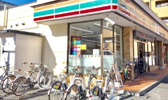 コンビニ　セブンイレブン台東石浜店（コンビニ）まで119m