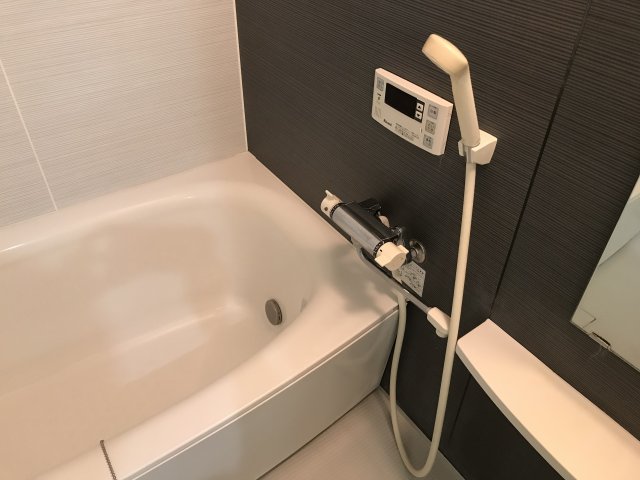 バス・シャワールーム　同間取り別部屋の写真です。