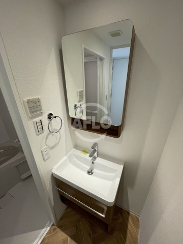 洗面設備　セレニテ福島プリエ　独立洗面台