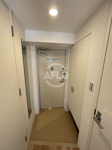 玄関　セレニテ福島プリエ　玄関