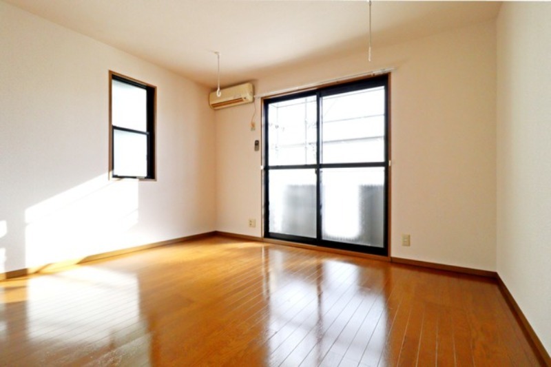 居室・リビング　図面と現状に相違がある場合には現状を優先．．．