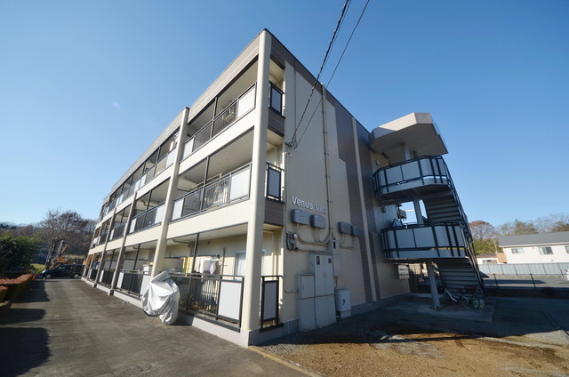 建物外観　～閑静な住宅地です～