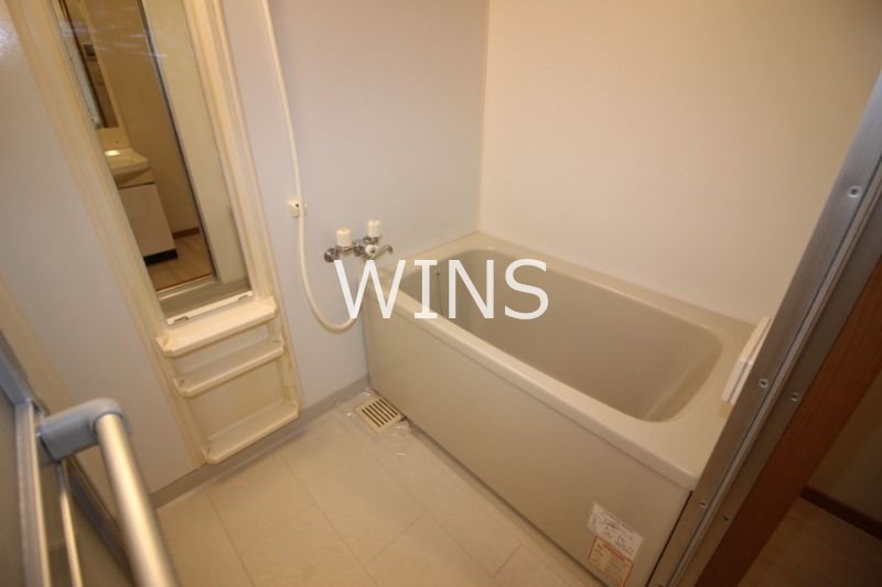 バス・シャワールーム　別部屋参考写真です