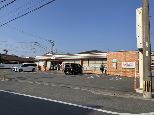コンビニ　セブン－イレブン春日昇町店（コンビニ）まで858m