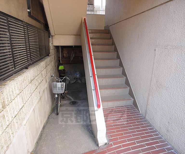 エントランス　エントランス部分です。