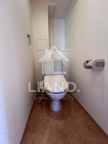 トイレ　レジディア天神南