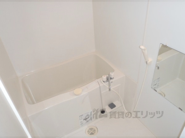 バス・シャワールーム　きれいなお風呂です