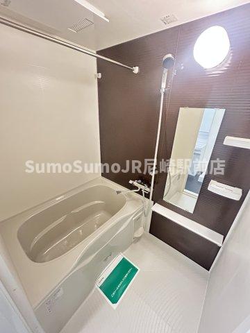 バス・シャワールーム　お風呂で日々の疲れを落としましょう