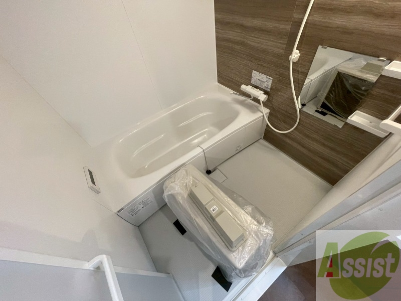 バス・シャワールーム　お風呂になります。一日の疲れを癒してくださいね。