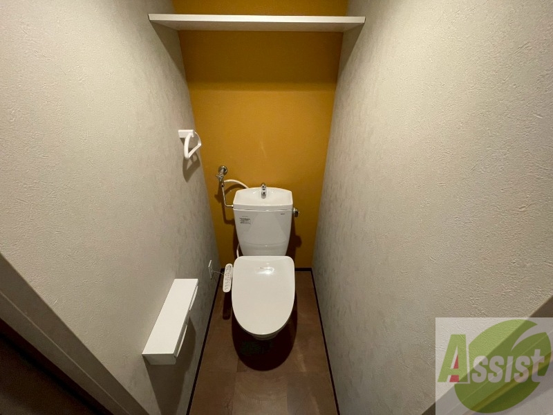 トイレ　シャワートイレになっているので快適です！