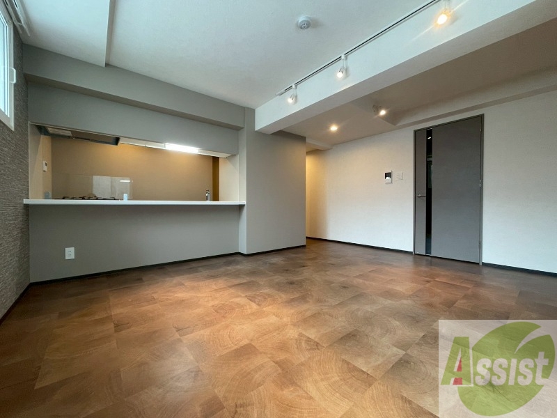 居室・リビング　広々としたリビングですね。使い勝手がよさそうですね！