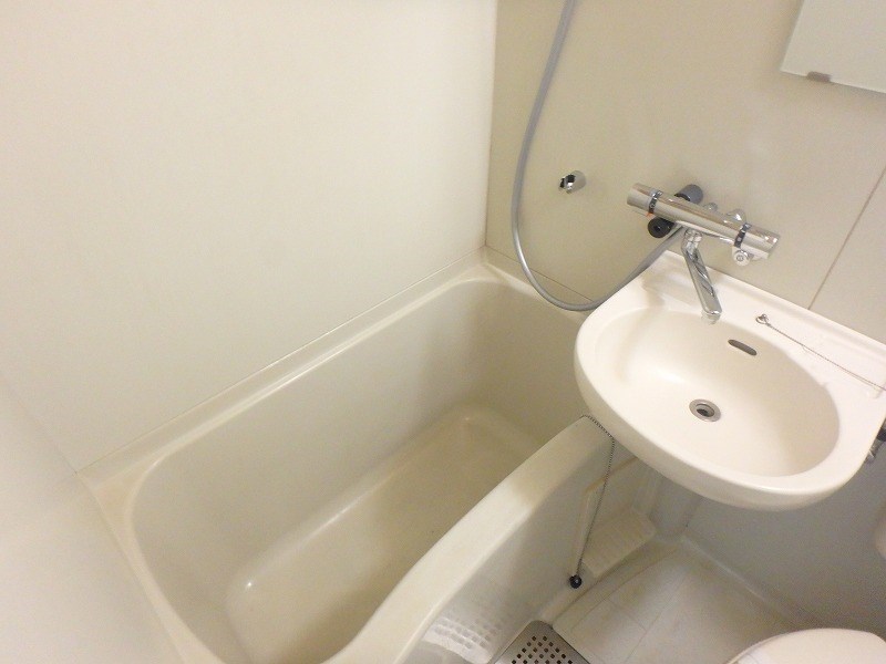 バス・シャワールーム　別号室写真使用