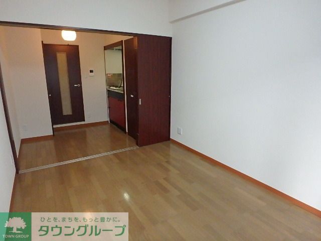 居室・リビング　日当り良好　エアコン照明付き