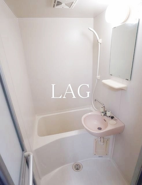 バス・シャワールーム　お風呂です。