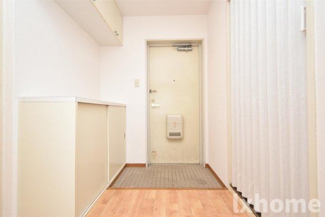 玄関　落ち着いた玄関です