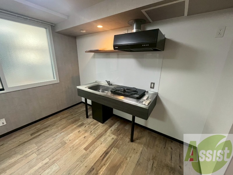 キッチン　キッチンです。一人暮らしなら十分な大きさですね。