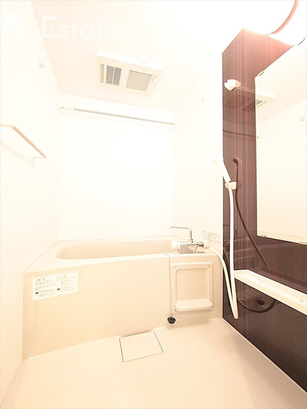 バス・シャワールーム　バスルーム