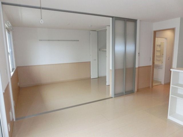 その他部屋・スペース　明るいお部屋は気分も明るくなりますね！