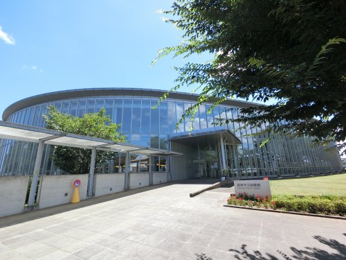 図書館　富里市立図書館（図書館）まで552m