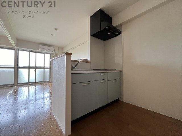 キッチン　人気の対面式システムキッチン♪IHコンロ付き♪