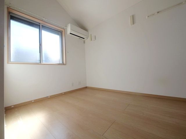 居室・リビング　★きれいな洋室★