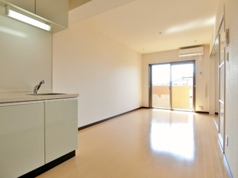 居室・リビング　図面と現状に相違がある場合には現状を優先