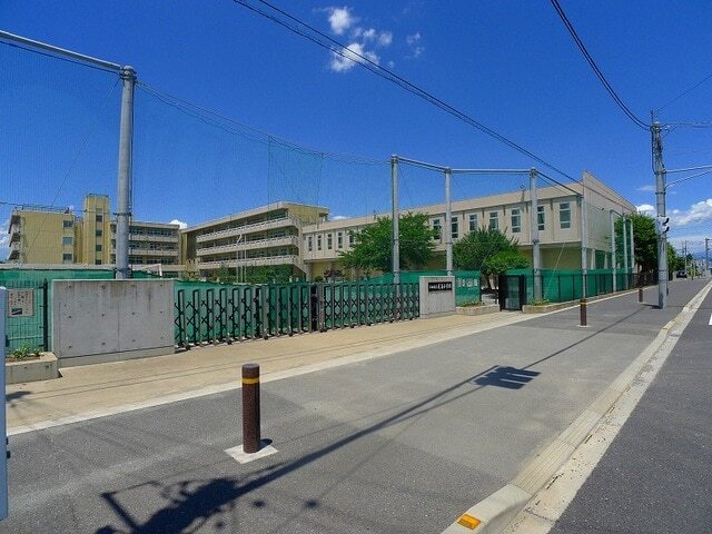 小学校　太田市立尾島小学校（小学校）まで773m