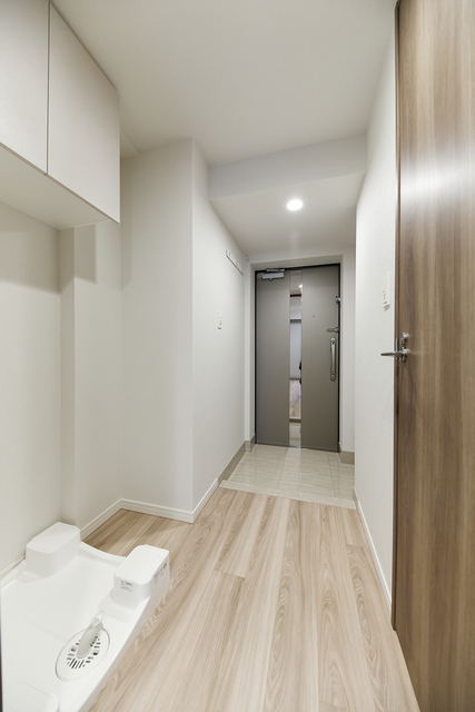 玄関　※写真は同タイプ住戸です。