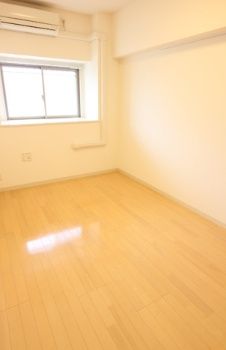 その他部屋・スペース　☆ゆったりスペース☆ ※表層リニューアル前の室内写真です